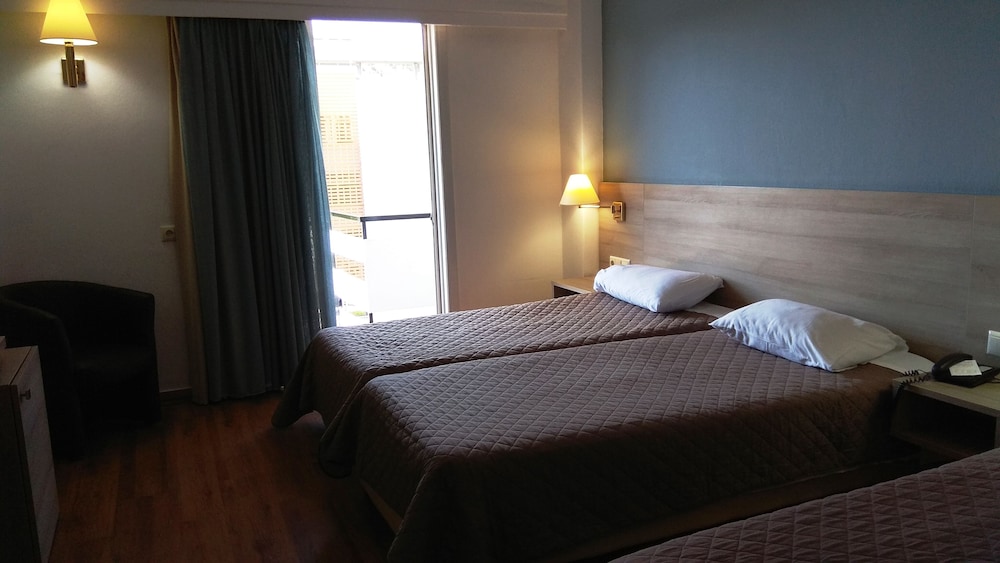 Superior Triple Room, Sea View