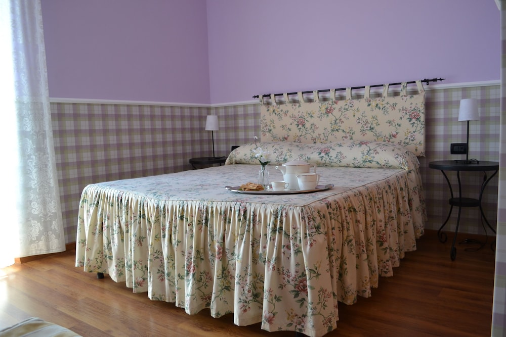 Triple Room, Balcony photo 1