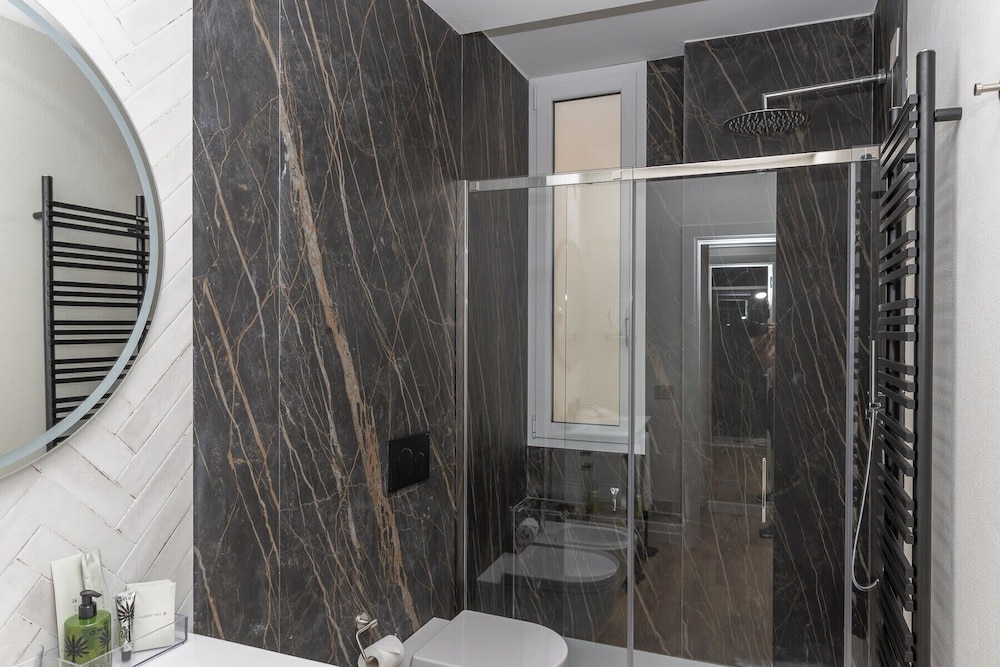 Deluxe Double Room - Photo 3