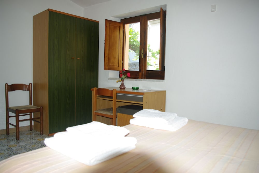 Classic Double or Twin Room photo 1