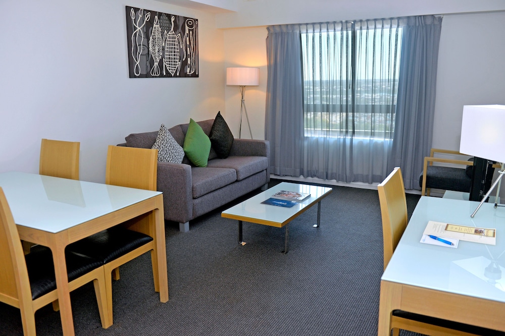 1 Bedroom City View Apartment - Photo 5