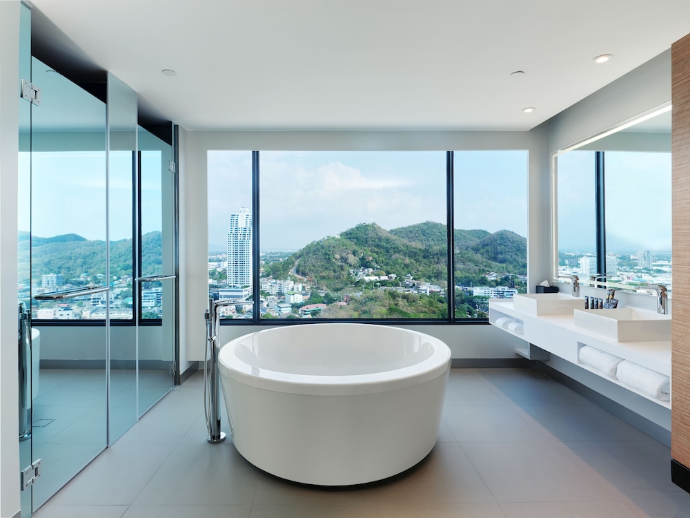Marina Bay Suite, Living Room, Lounge Access, Balcony, Sea View - 1 king bed - Photo 5