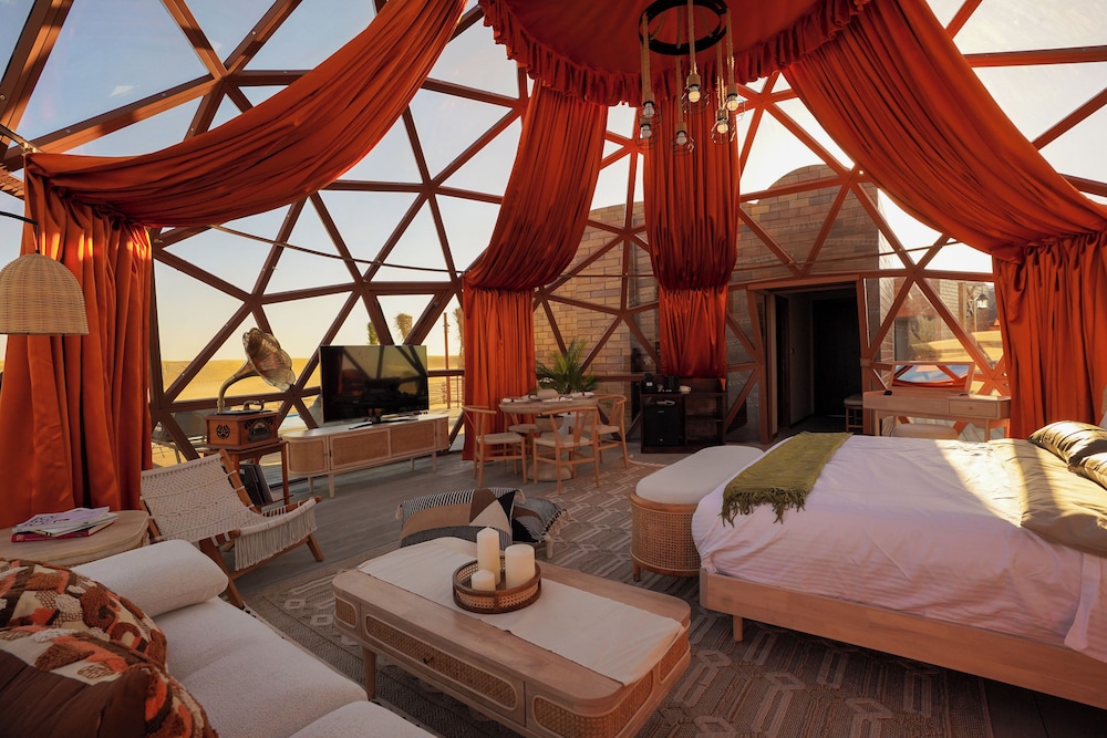 Dome with Breakfast photo 2