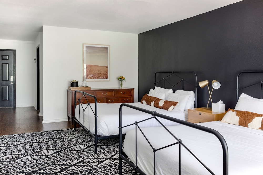 Deluxe Double Room, 2 Queen Beds