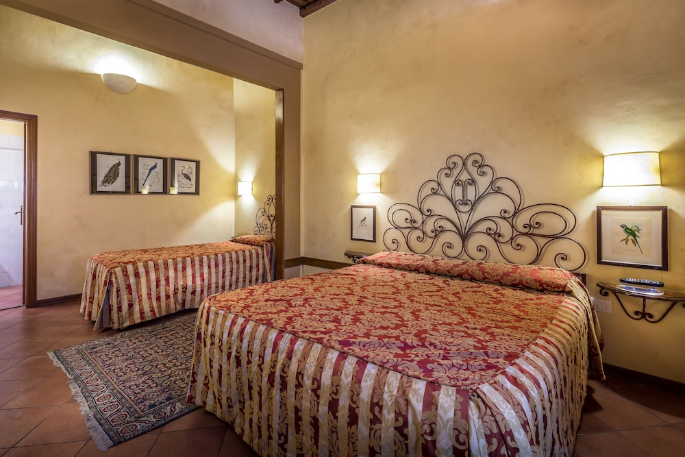 Quadruple Room photo 2