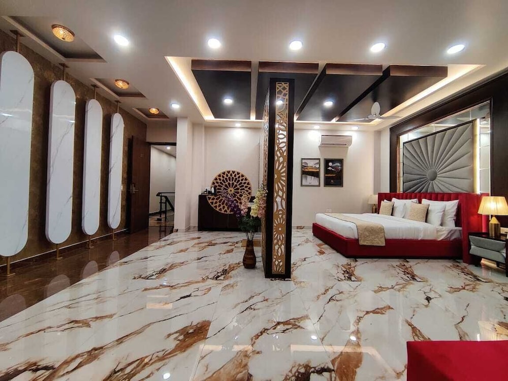 Suite with Balcony