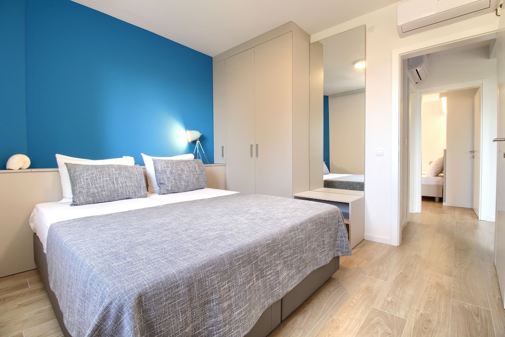 Apartment (Nava)