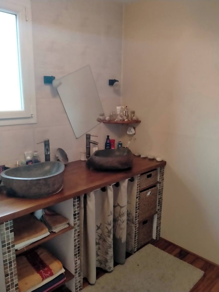 Standard Room photo 3