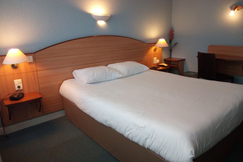 Double Room - Photo 3