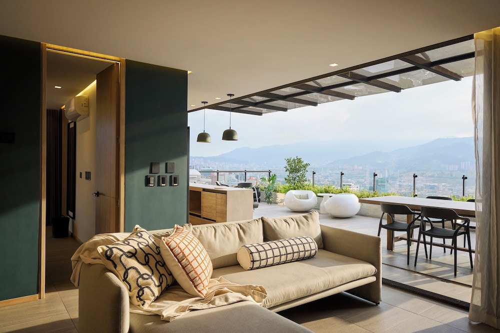 Presidential Apartment photo 3