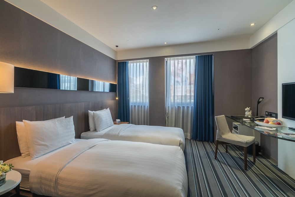 Premier Twin Room, 2 Twin Beds, City View