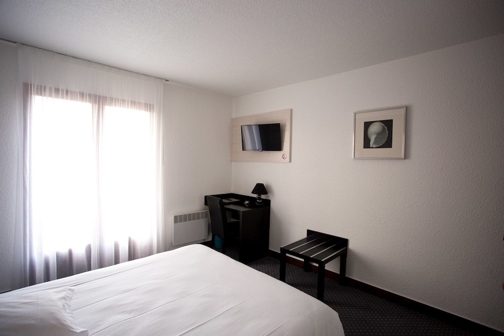 Superior Double Room, Air conditioning photo 2
