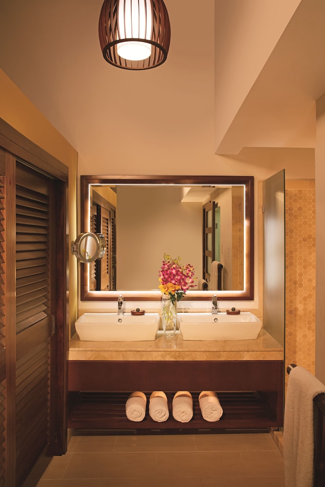 Junior Suite Ocean View Double Bed with Soaking Tub photo 3