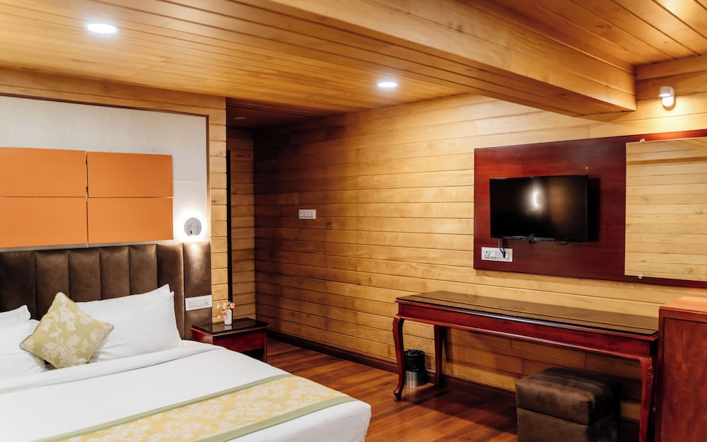 Luxury View Room - Photo 5