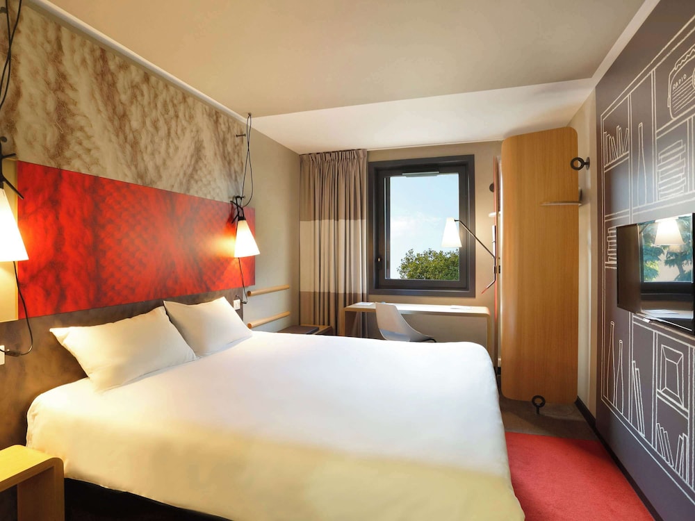 Standard Room, 1 Double Bed - Photo 9