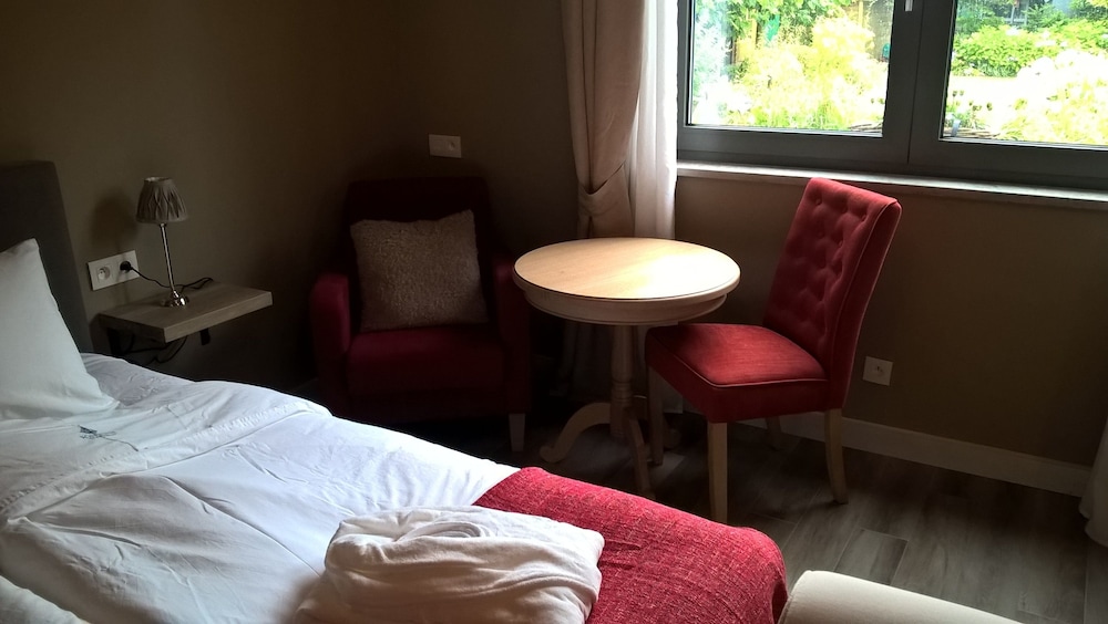 Double Room (Garden) photo 3