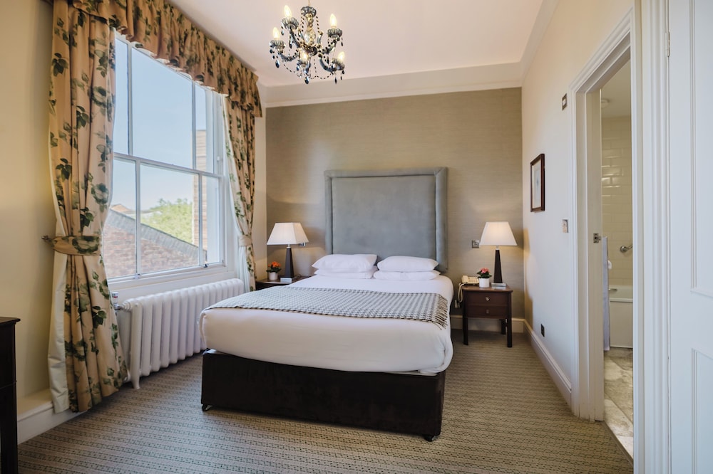 Executive Double Room - Photo 7