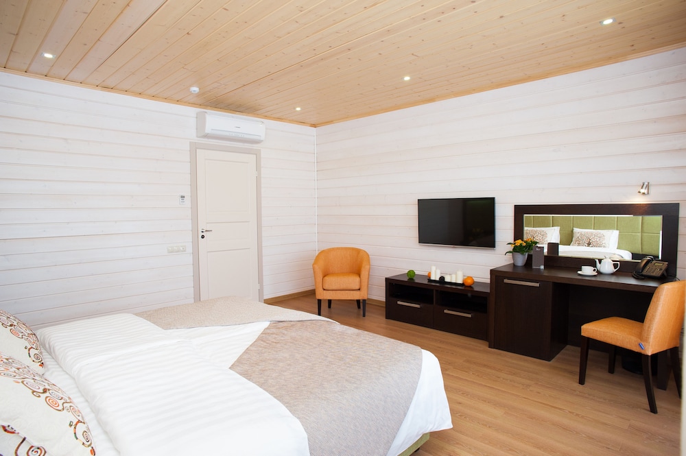 Standard Double Or Twin Room photo 2