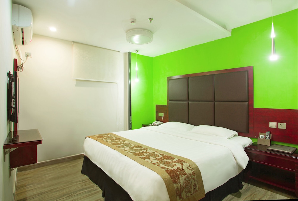 Deluxe Queen Room-Chinese Citizen Only