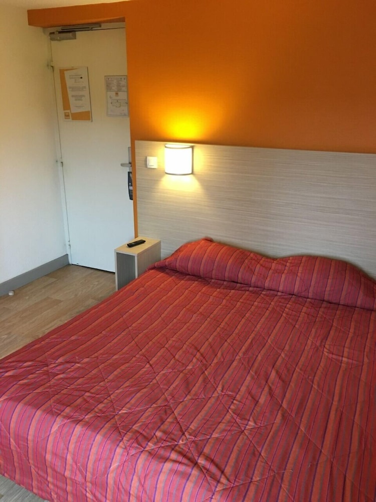 Standard Room double/ triple - Photo 1