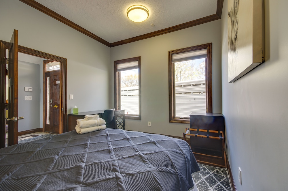 House (5 Bedrooms) photo 2