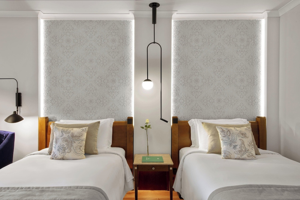 Grand Deluxe Room, 2 Twin Beds, Garden Access - Photo 3