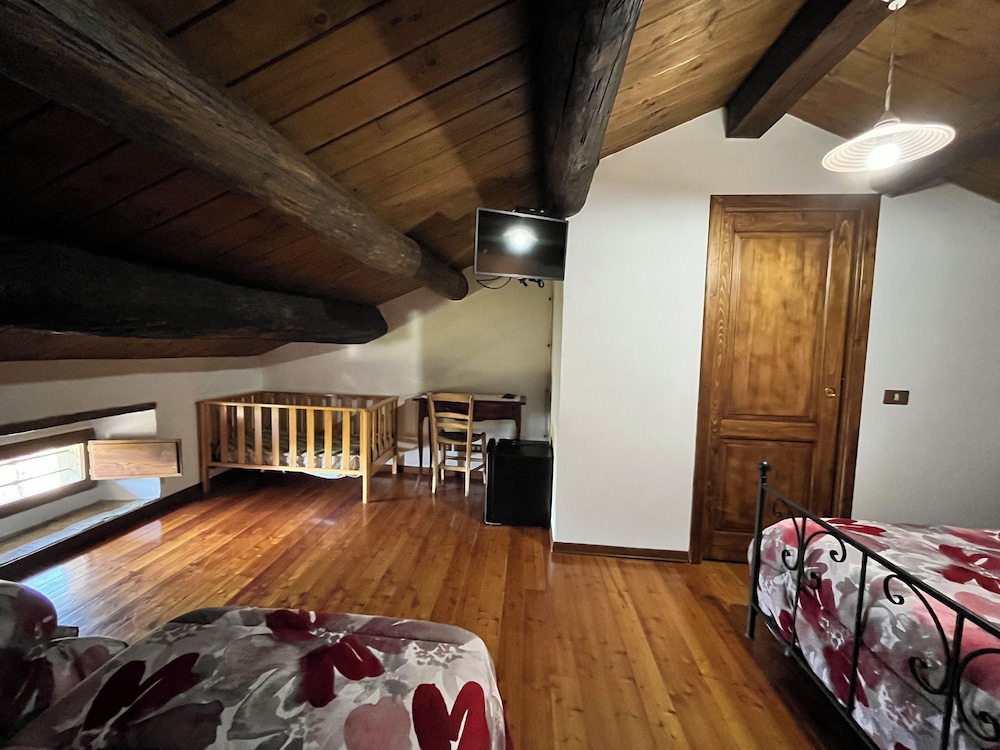Standard Quadruple Room photo 3