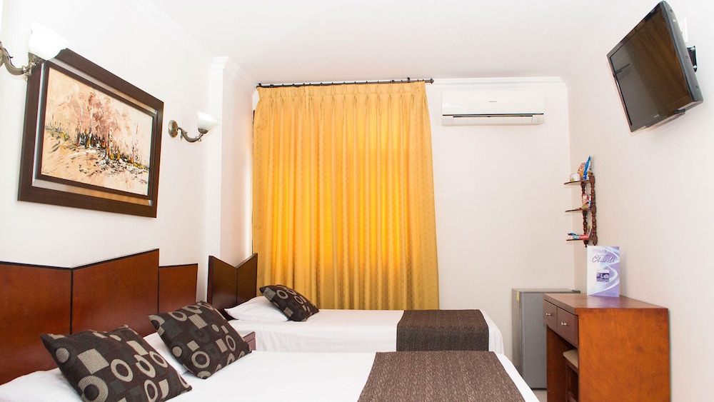 Deluxe Twin Room photo 2