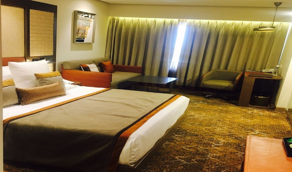 Club Grande Room - Photo 2