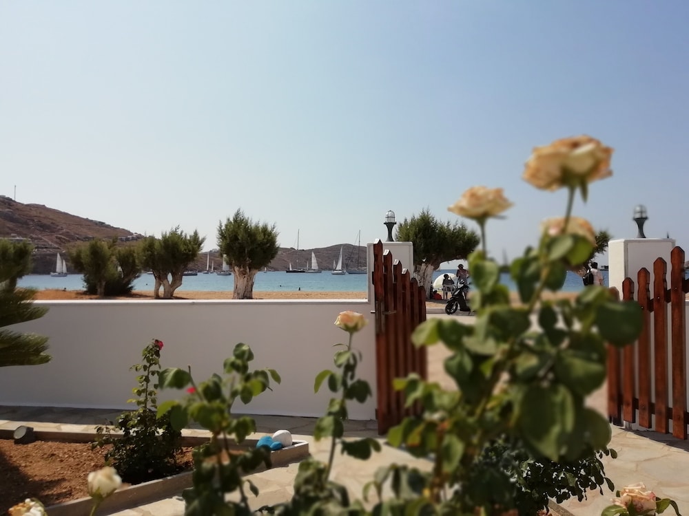 Basic Double Room, Sea View photo 2