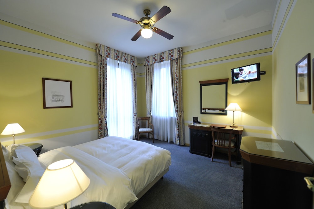Comfort Double Room, 1 Bedroom, Lake View photo 3