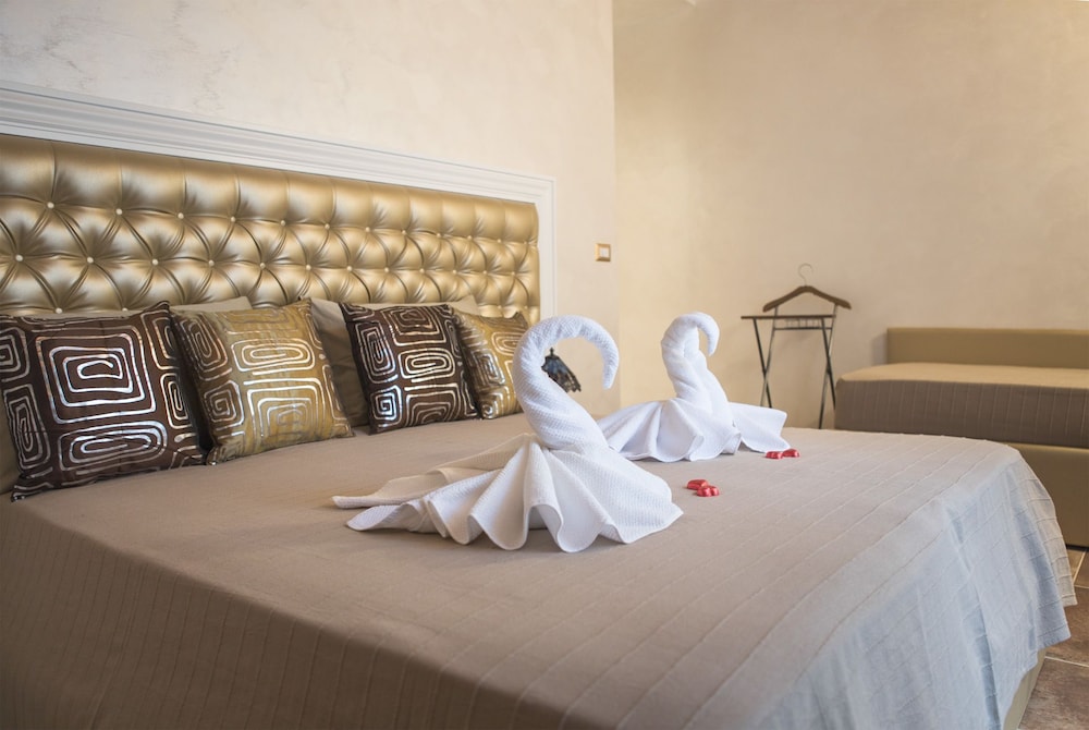 Luxury Triple Room photo 1
