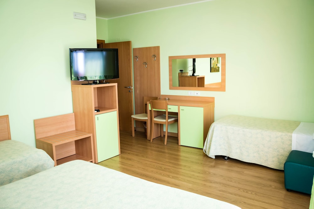 Quadruple Room photo 1