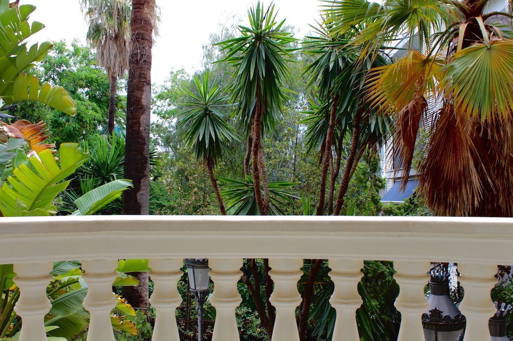 Double Room, Pool View - Photo 13