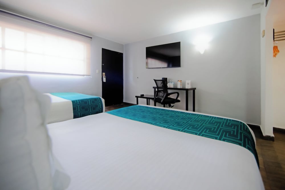 Deluxe Double Room - Photo 16