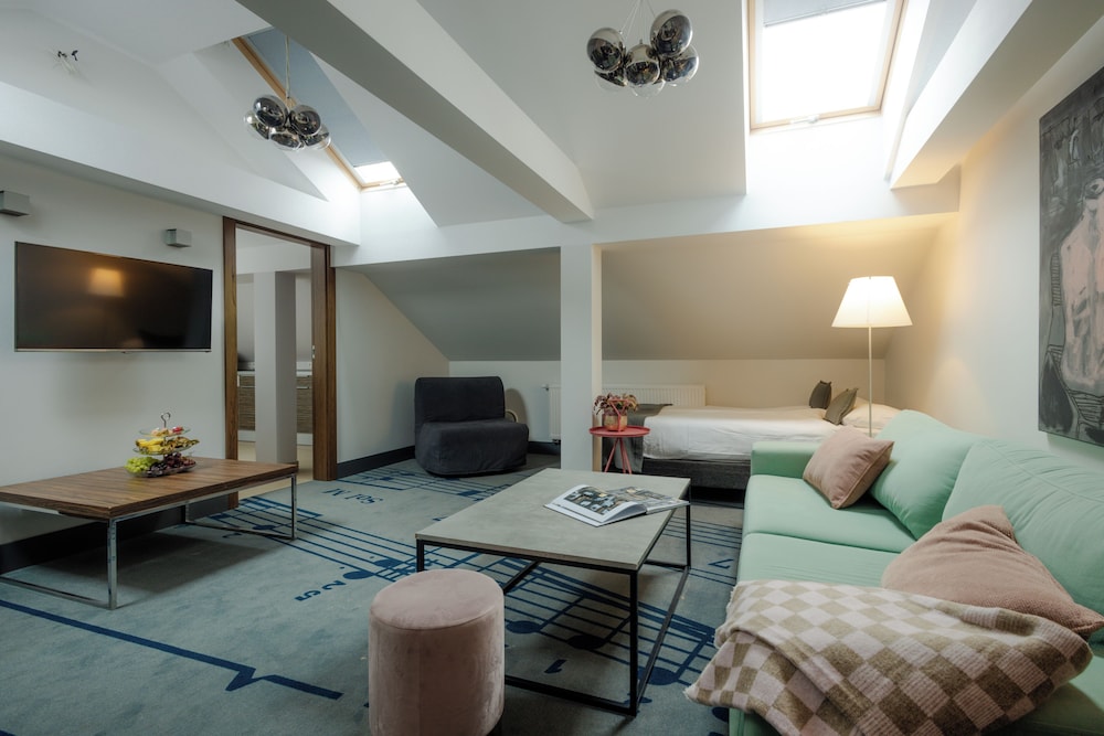 Family Apartment photo 2