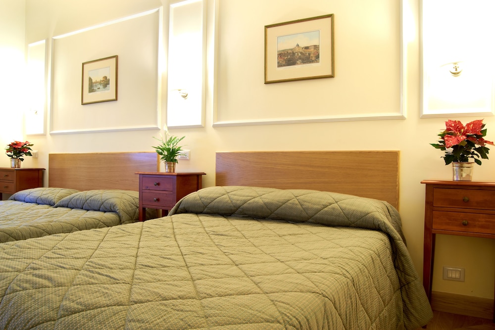 Quadruple Room, 1 Bedroom, Private Bathroom