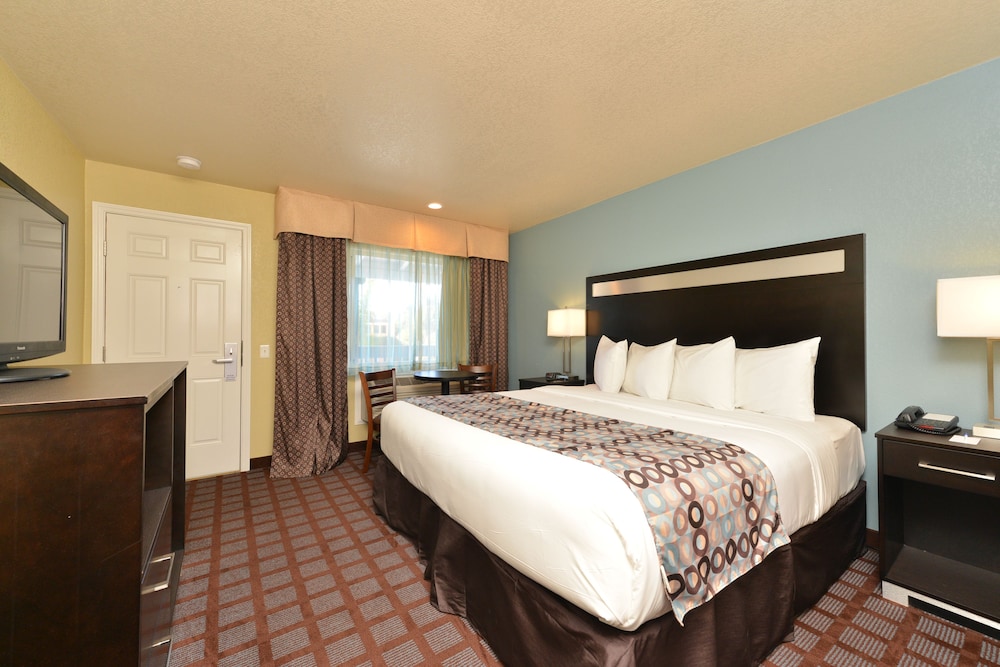 Room, 1 King Bed - Photo 1