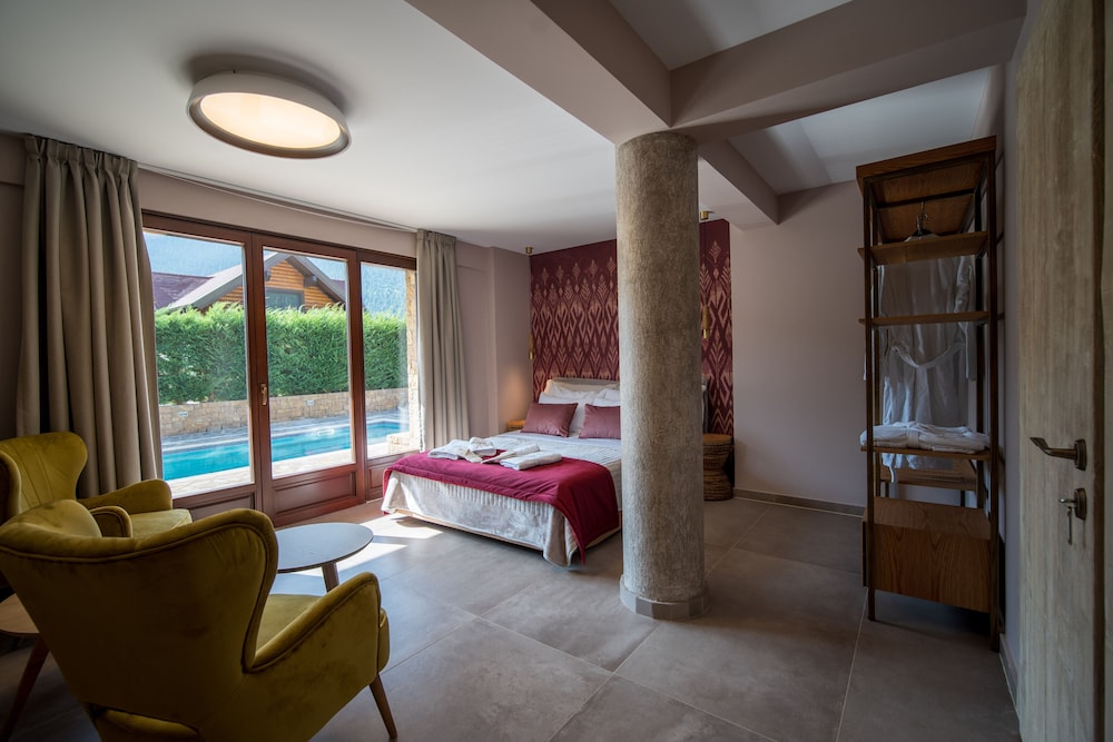 Exclusive Suite photo 1