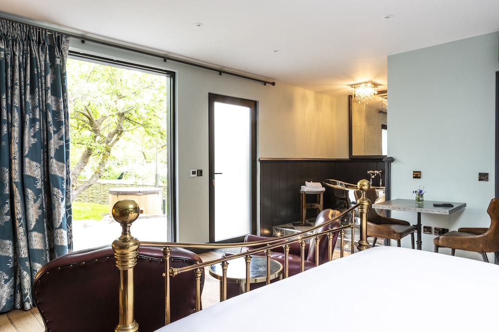 Luxury Suite, Accessible, Ensuite (Great Ouse) photo 3