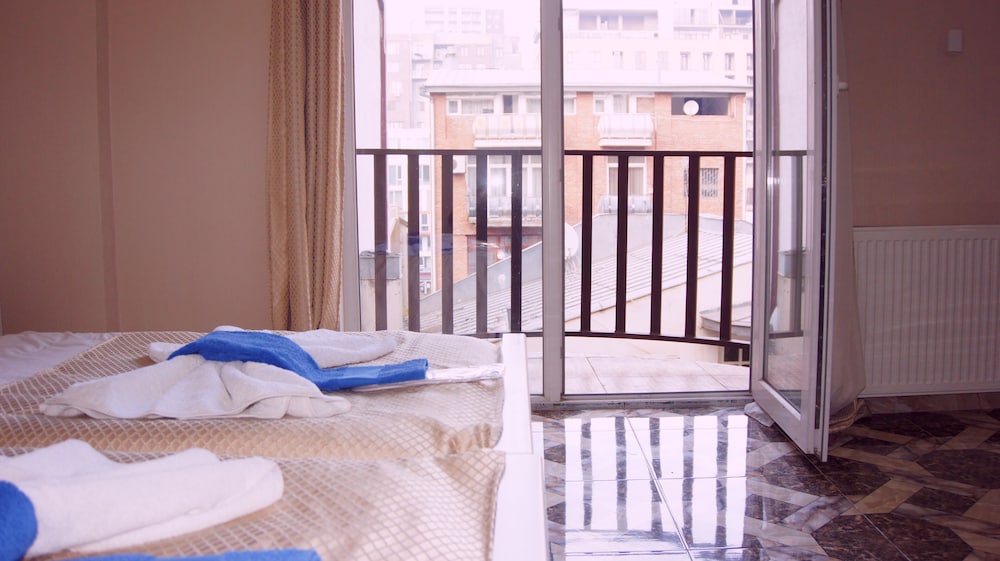 Comfort Twin Room, 2 Twin Beds, Non Smoking photo 2