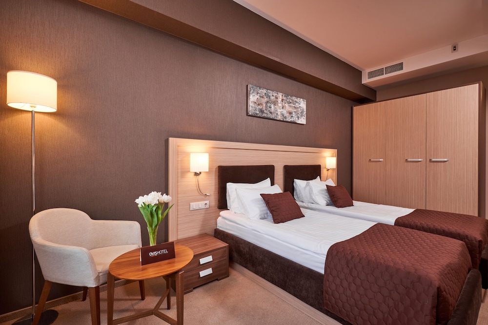 Standard Twin Room photo 2
