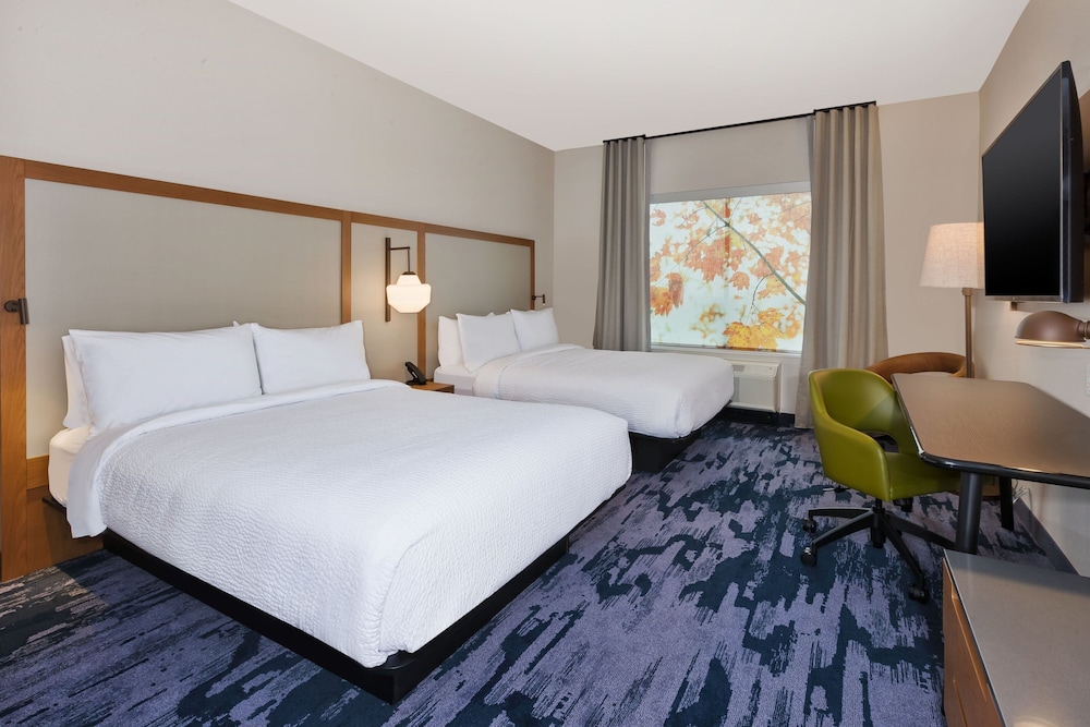 Room, 2 Queen Beds (Hearing Accessible) - Photo 1