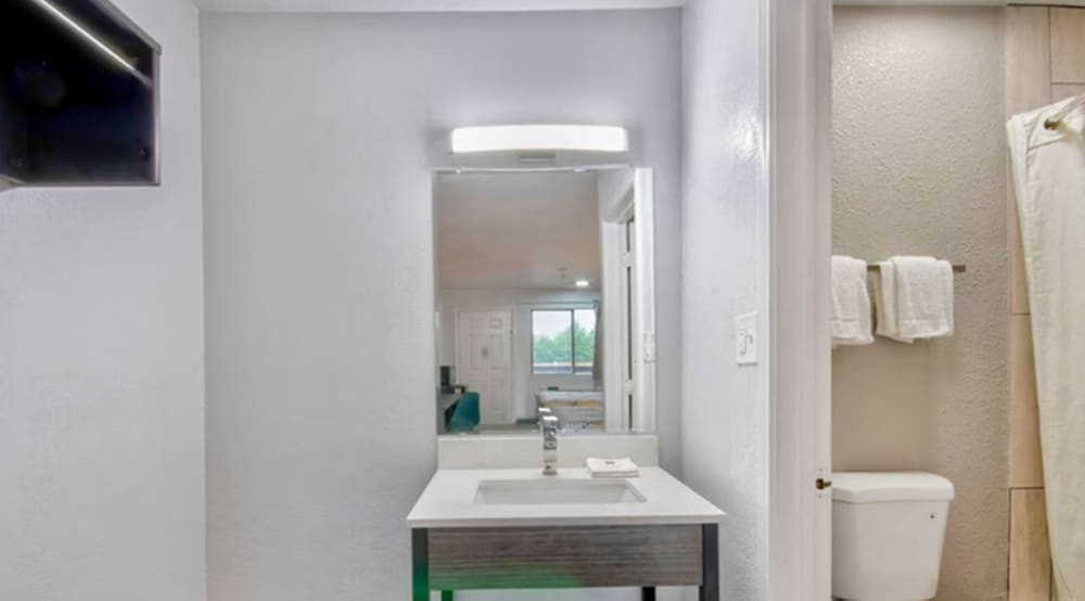 Standard Room, 2 Double Beds, Smoking, Kitchenette