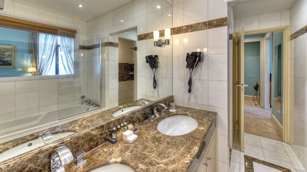 Suite, Sea View - Photo 4