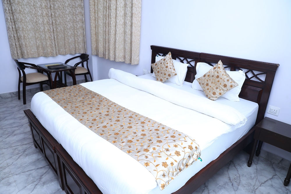 Executive Room - Photo 5