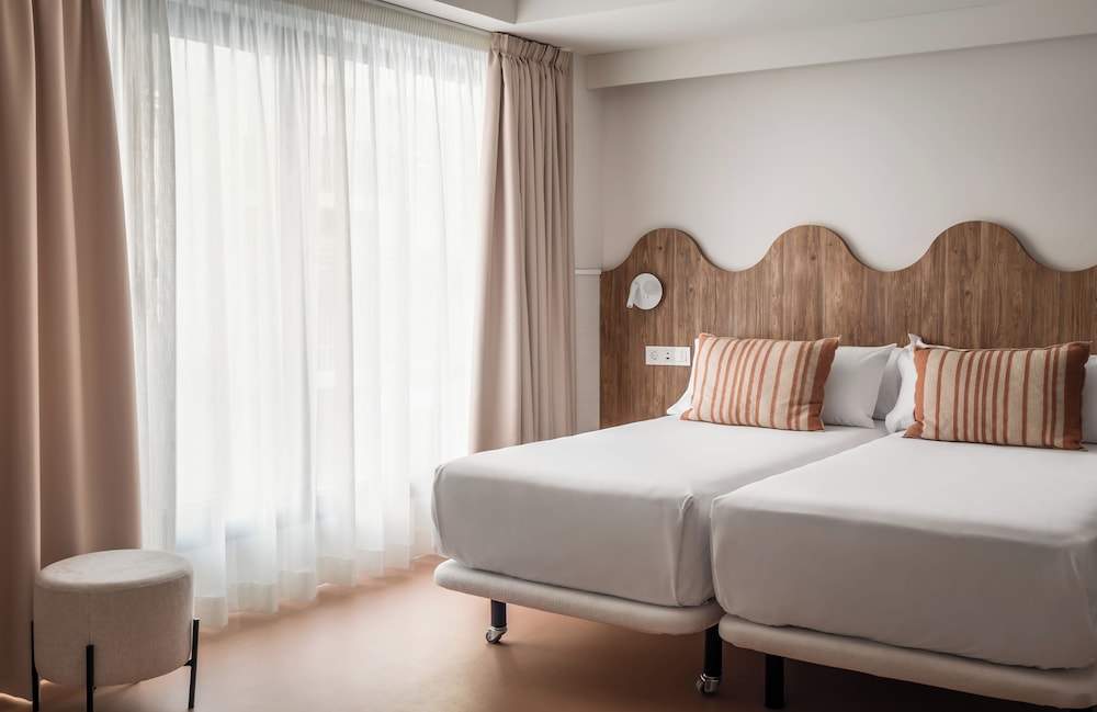 Triple Room - Photo 1