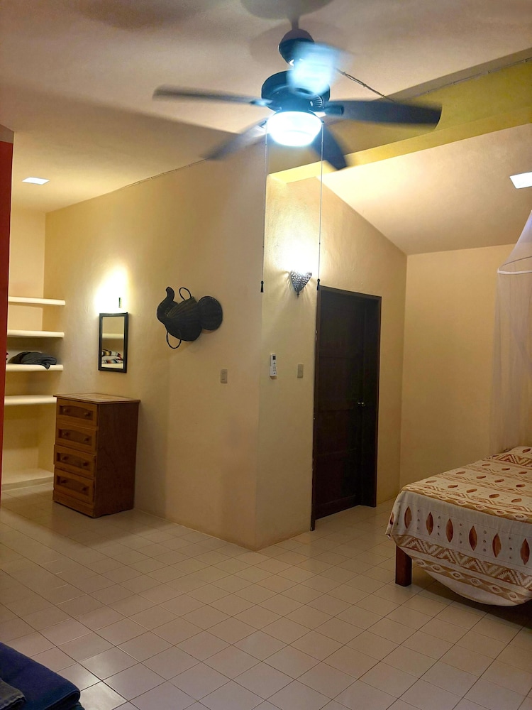 Family Room photo 3