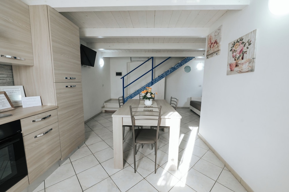Deluxe Apartment photo 1