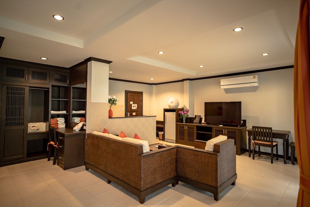 Triple Suite Room - Photo 7